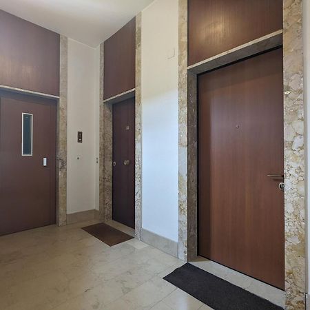 Apartament Big House-Private Parking-12" Walk From The Arena Werona Zewnętrze zdjęcie