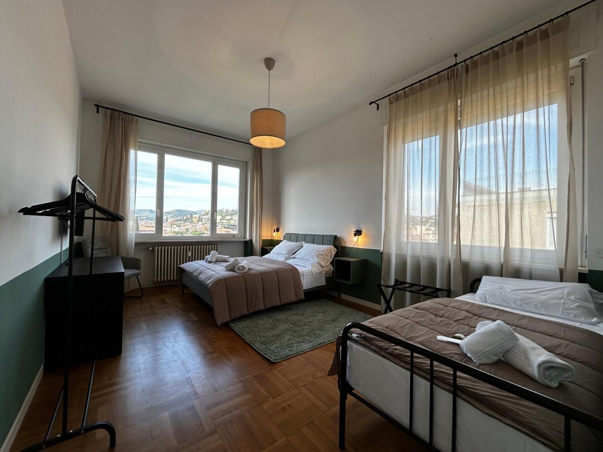 Apartament Big House-Private Parking-12" Walk From The Arena Werona Zewnętrze zdjęcie