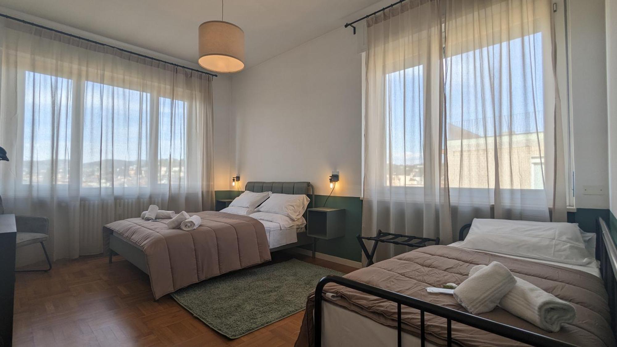 Apartament Big House-Private Parking-12" Walk From The Arena Werona Zewnętrze zdjęcie